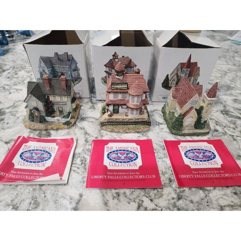LIBERTY FALLS/THE AMERICANA COLLECTION RESIN HOUSES 1992-93 Lot Of 3 With Box - Picture 1 of 4